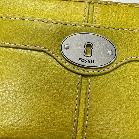 Fossil Green Leather Marlow Maddox Zip Clutch Wallet Boho Classic - Picture 2 of 9